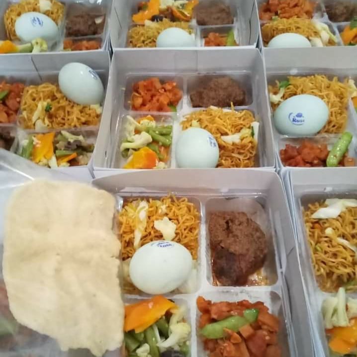 Nasi Box Berkat Rendang